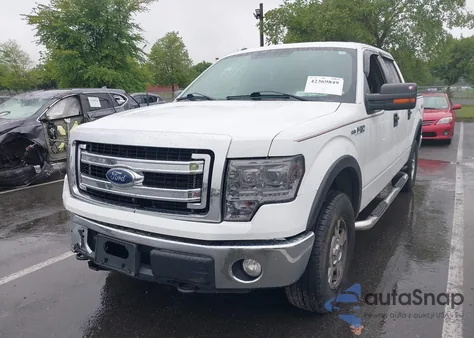 2013 Ford F150 Xlt z USA, uszkodzony, nr VIN 1FTFW1EF7DFD27607